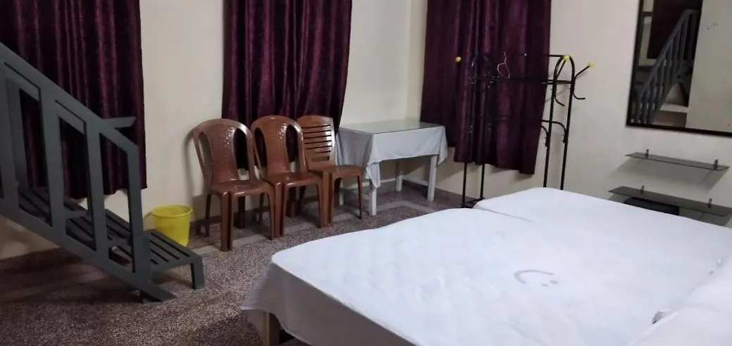 Ormayidam Residency 트리반드룸