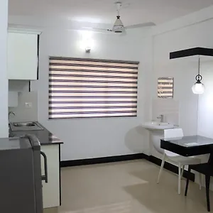 2* Hotel Uthradam Towers